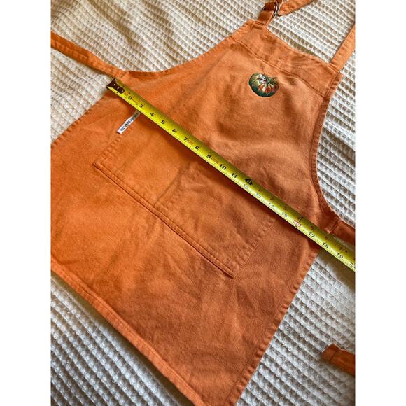 Williams Sonoma Children’s Fall Pumpkin Embroidered Orange Apron - Picture 10 of 10